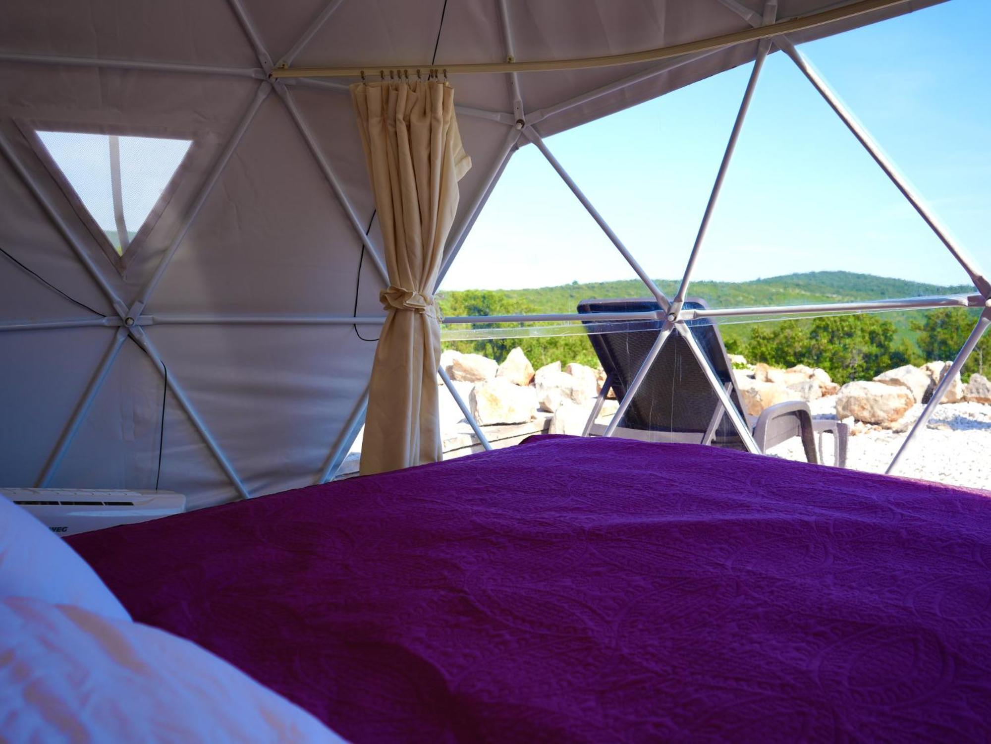 Glamp *